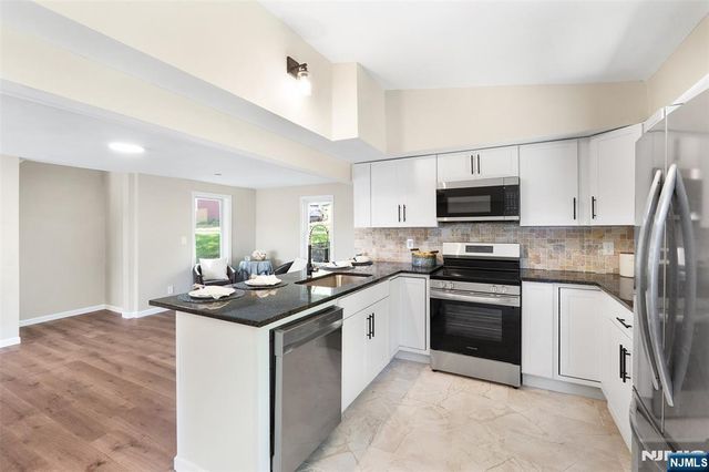 72 Koclas Drive, Netcong Borough, NJ 07857