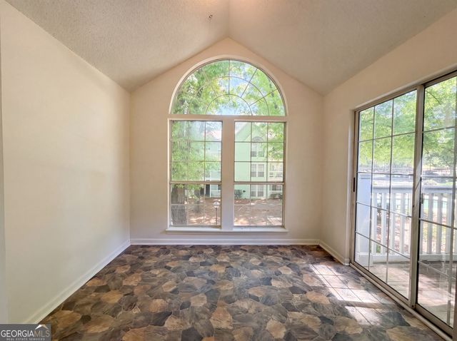 573 Cobblestone Trail, Avondale Estates, GA 30002