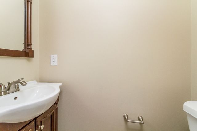 101 Wortham Ct, La Vergne, TN 37086