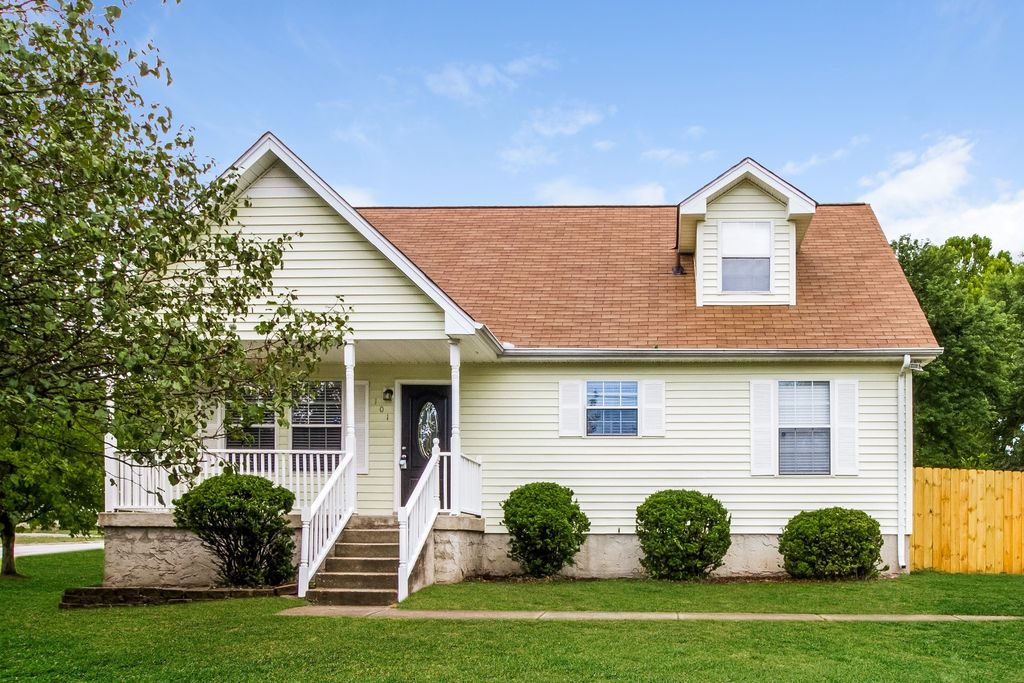 101 Wortham Ct, La Vergne, TN 37086