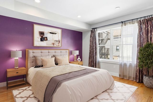 35 Middle St. 4, Boston, MA 02127