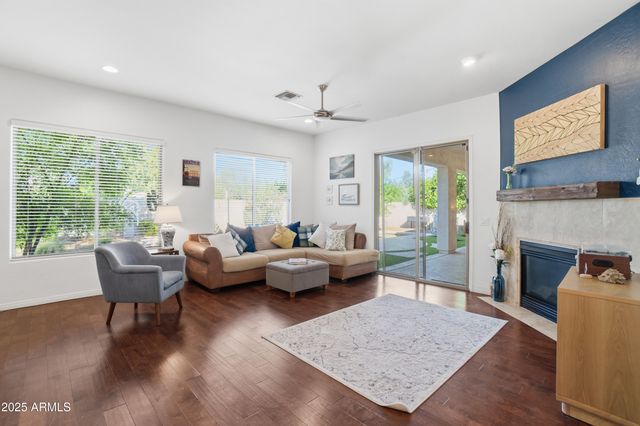 1802 W MEAD Place, Chandler, AZ 85248