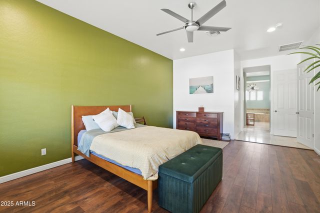 1802 W MEAD Place, Chandler, AZ 85248