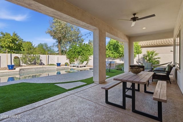 1802 W MEAD Place, Chandler, AZ 85248