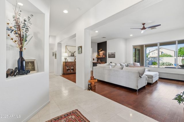 1802 W MEAD Place, Chandler, AZ 85248