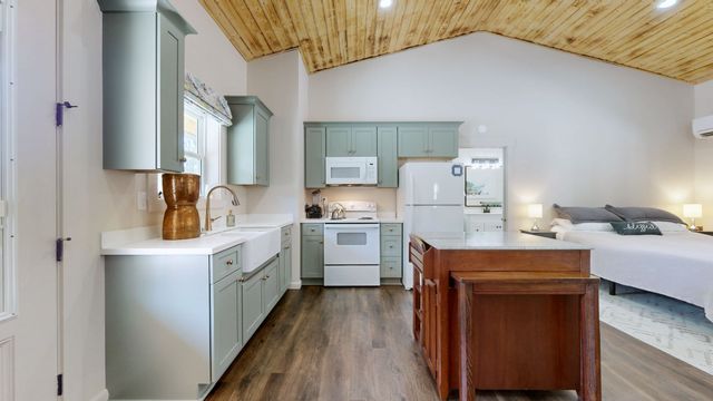 2586 Brown Shop Rd, Petersburg, TN 37144