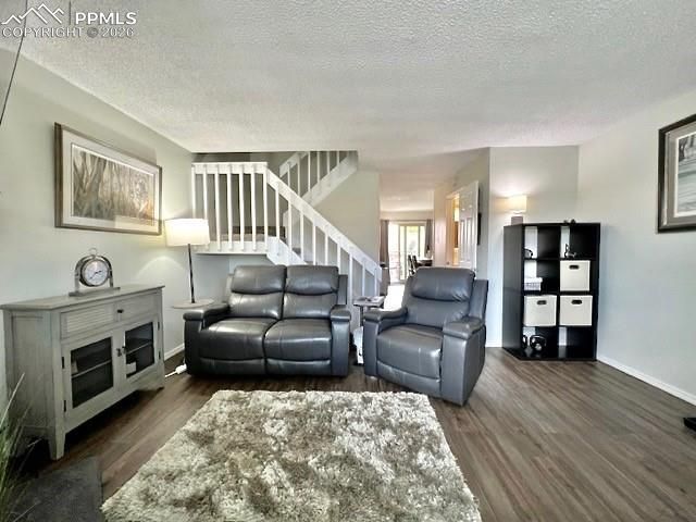 6838 Ravencrest Drive, Colorado Springs, CO 80919