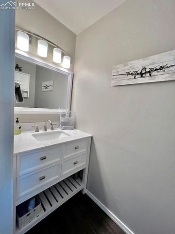 6838 Ravencrest Drive, Colorado Springs, CO 80919