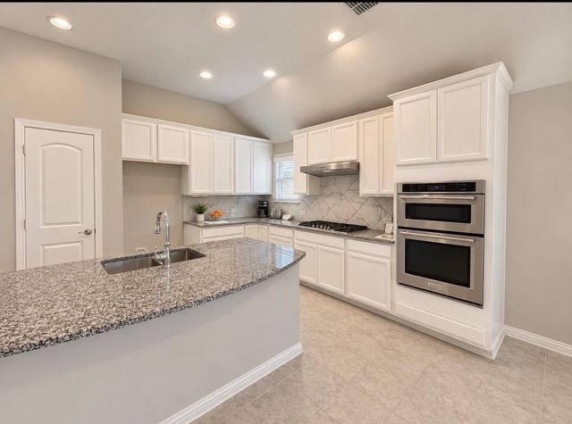 2848 N Ranger LN Street, Aubrey, TX 76227