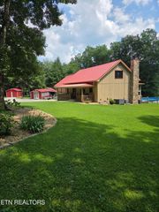 139 Mt Laurel Tr, Monterey, TN 38574