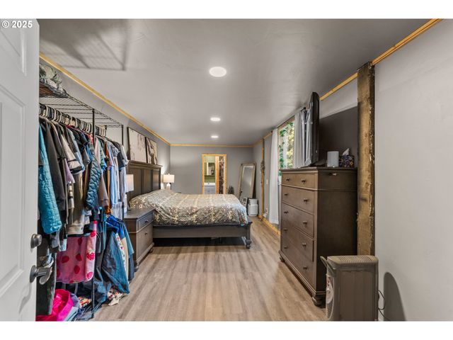 291 CALLAHAN Rd, Roseburg, OR 97471