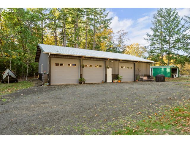291 CALLAHAN Rd, Roseburg, OR 97471
