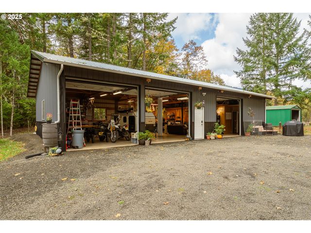 291 CALLAHAN Rd, Roseburg, OR 97471