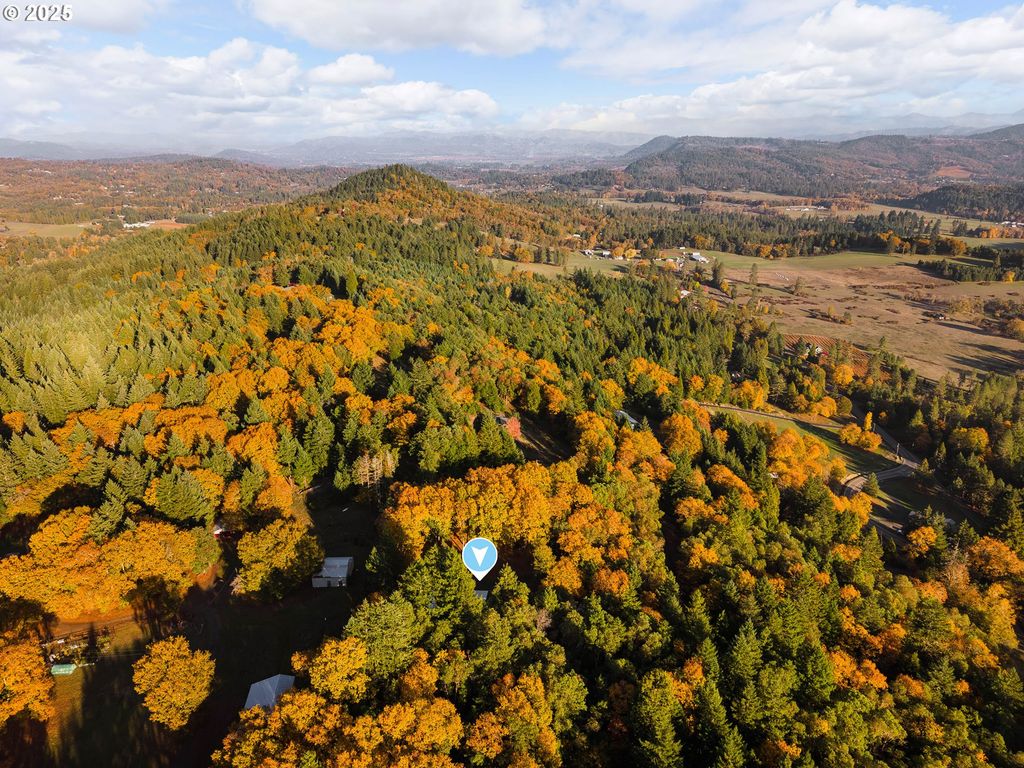 291 CALLAHAN Rd, Roseburg, OR 97471