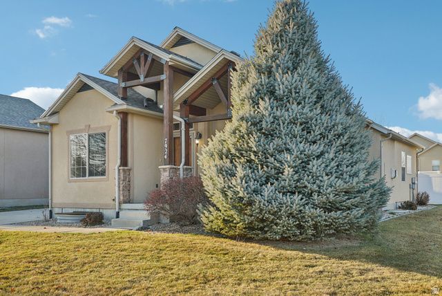 7924 S RANCHHAND RD, West Jordan, UT 84081