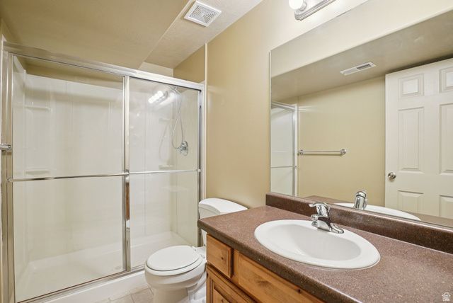 7924 S RANCHHAND RD, West Jordan, UT 84081