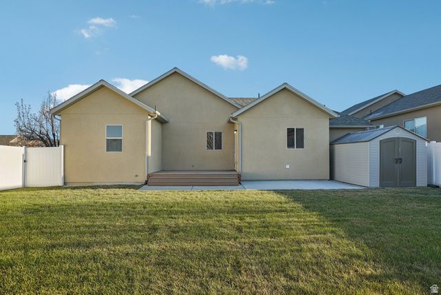 7924 S RANCHHAND RD, West Jordan, UT 84081