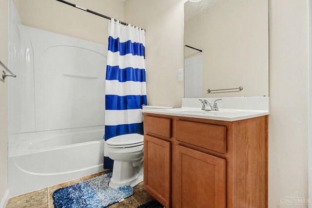 1028 Lost Crossing, Springfield Twp., OH 45231