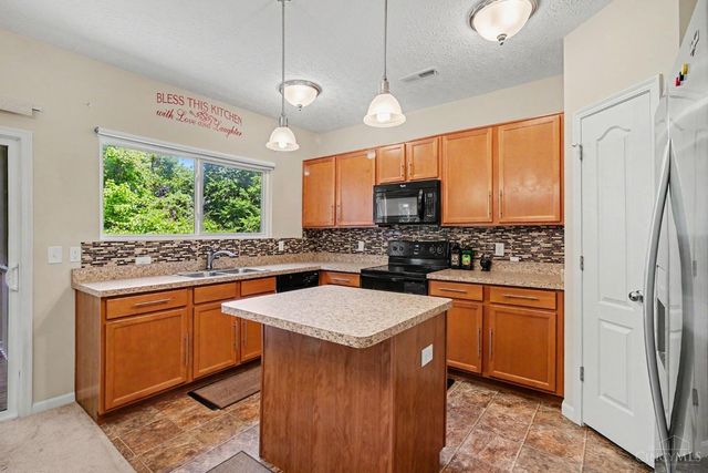 1028 Lost Crossing, Springfield Twp., OH 45231