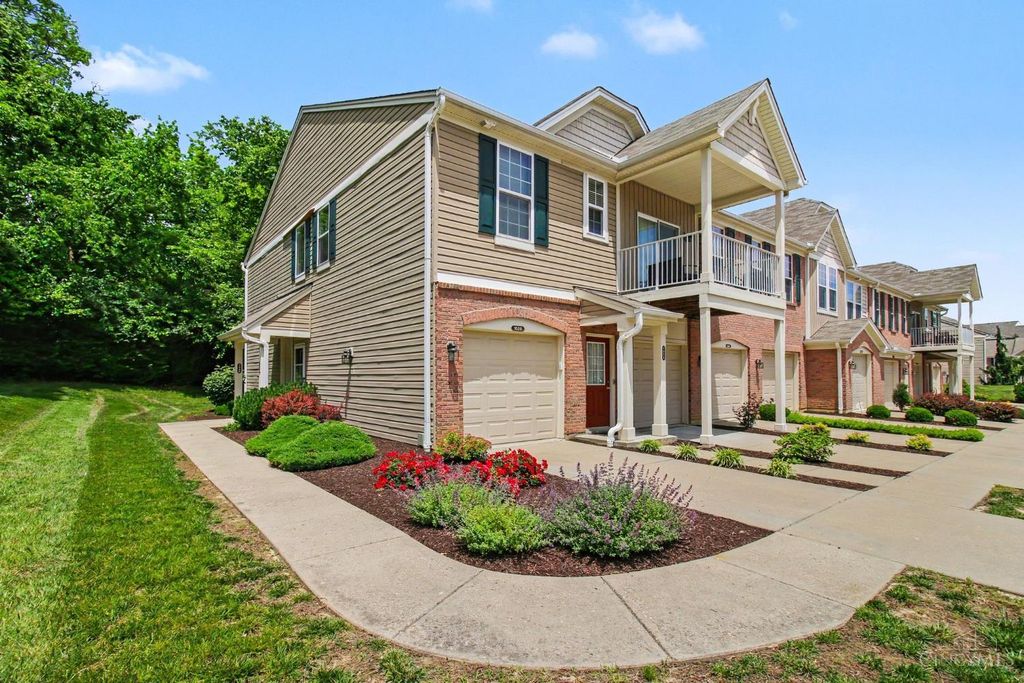 1028 Lost Crossing, Springfield Twp., OH 45231