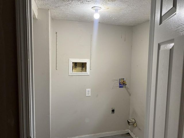 479 Hearth Place, Lawrenceville, GA 30043