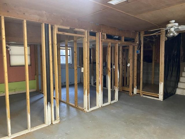 479 Hearth Place, Lawrenceville, GA 30043