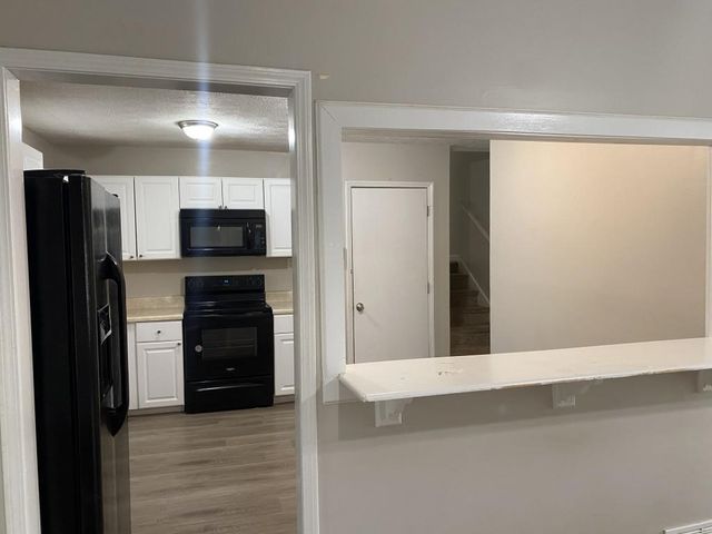 479 Hearth Place, Lawrenceville, GA 30043