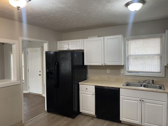 479 Hearth Place, Lawrenceville, GA 30043