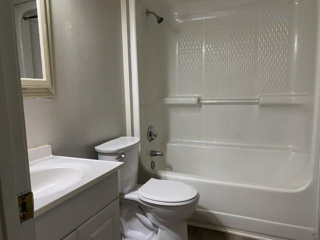 479 Hearth Place, Lawrenceville, GA 30043