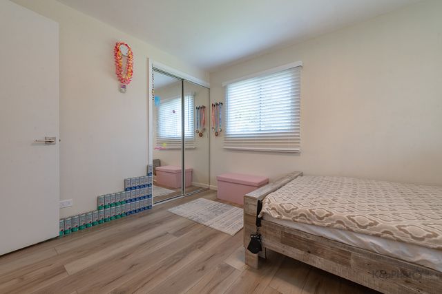 818 Brentwood Court, Schaumburg, IL 60193