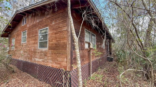 237 HIGHLAND DRIVE, Hawthorne, FL 32640