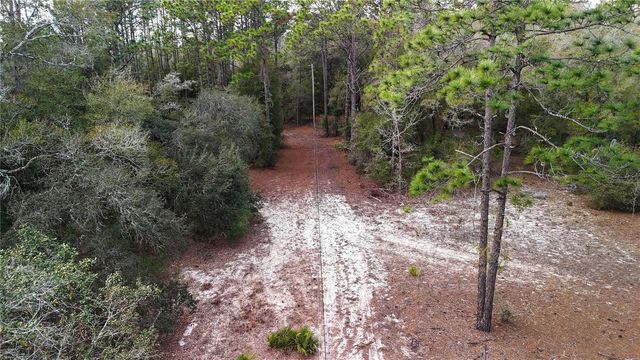 237 HIGHLAND DRIVE, Hawthorne, FL 32640