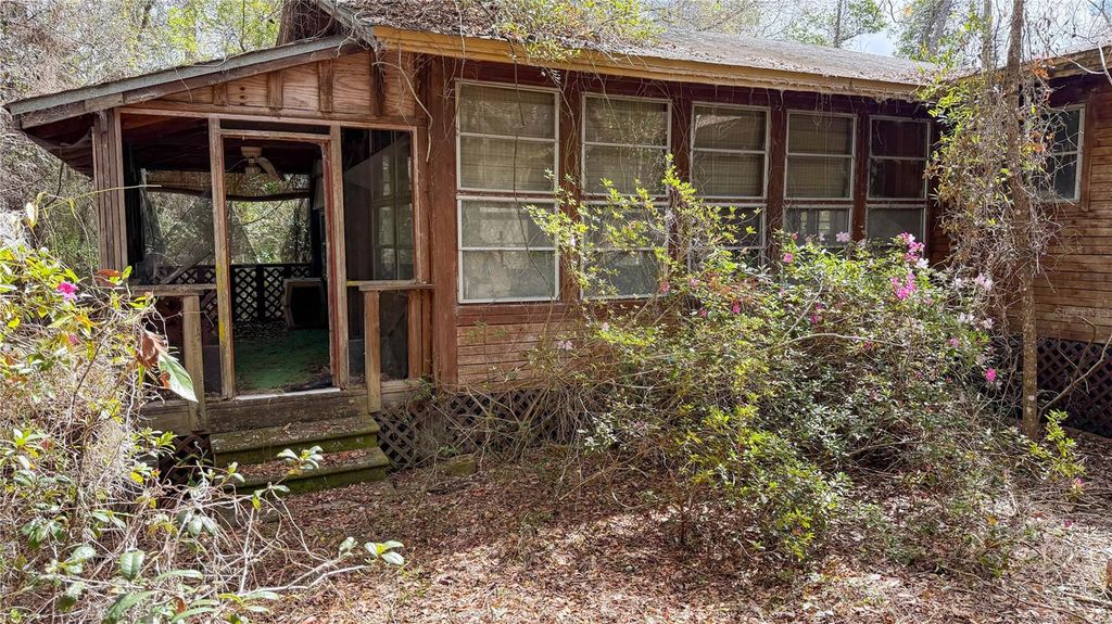 Image 1 of property listing at 237 HIGHLAND DRIVE, Hawthorne, FL 32640