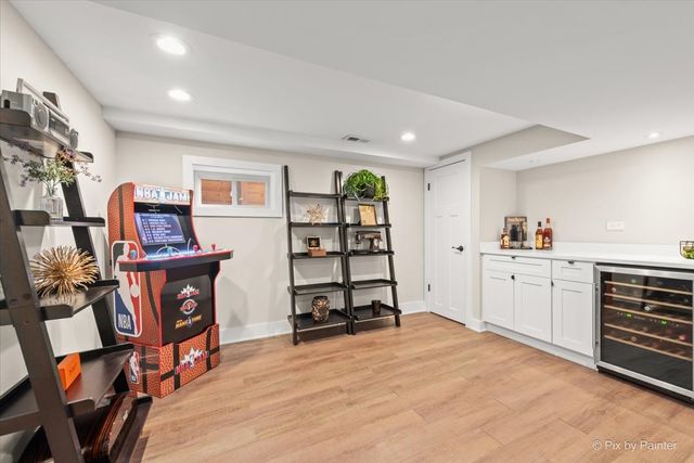 3863 N Oriole Avenue, Chicago, IL 60634