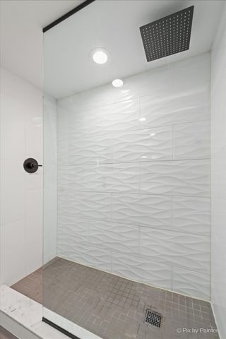 3863 N Oriole Avenue, Chicago, IL 60634