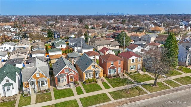 3863 N Oriole Avenue, Chicago, IL 60634