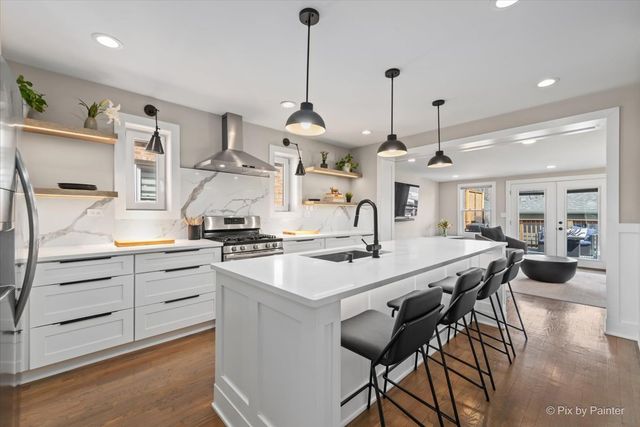 3863 N Oriole Avenue, Chicago, IL 60634