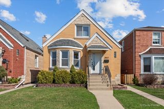 3863 N Oriole Avenue, Chicago, IL 60634