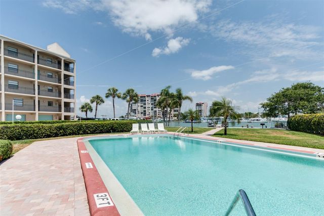 9755 HARRELL AVENUE 102, Treasure Island, FL 33706