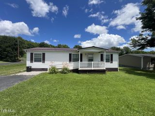 505 Northeast Lake Street, Wise, VA 24293