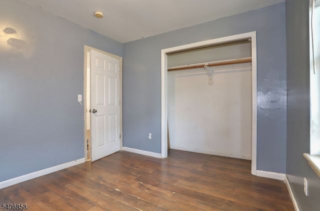 63 Hobson St, Newark City, NJ 07112