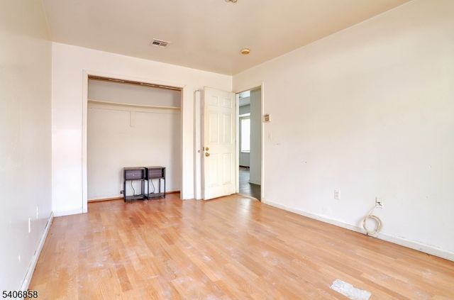 63 Hobson St, Newark City, NJ 07112