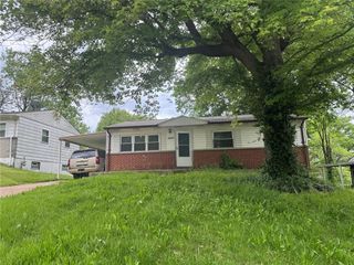 10035 Winkler Drive, St Louis, MO 63136