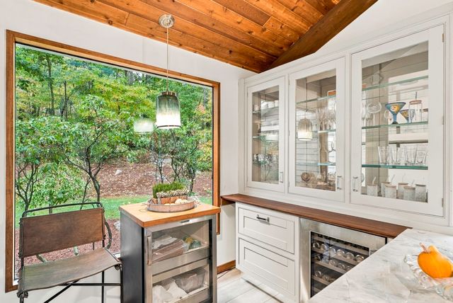 4 Stoney Brook Road, Hopkinton, MA 01748