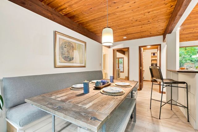 4 Stoney Brook Road, Hopkinton, MA 01748