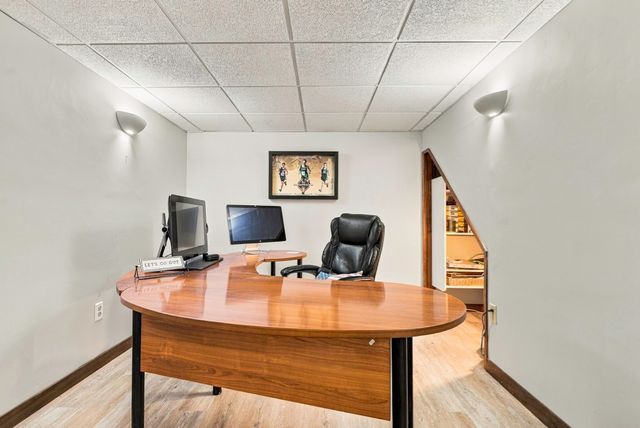 4 Stoney Brook Road, Hopkinton, MA 01748