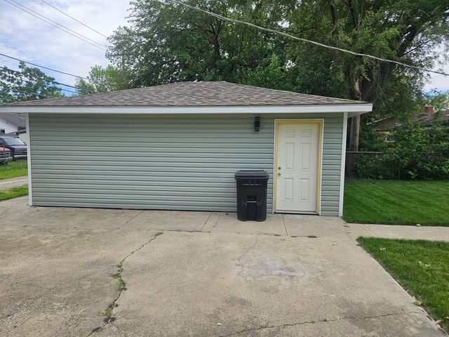 15229 HONORE Avenue, Harvey, IL 60426