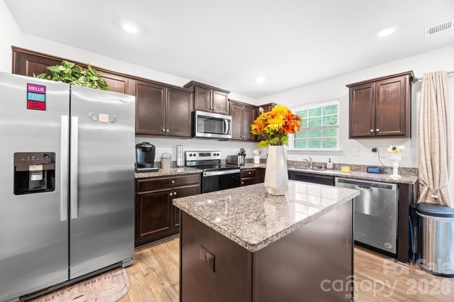 7401 Finnigan Road, Charlotte, NC 28215