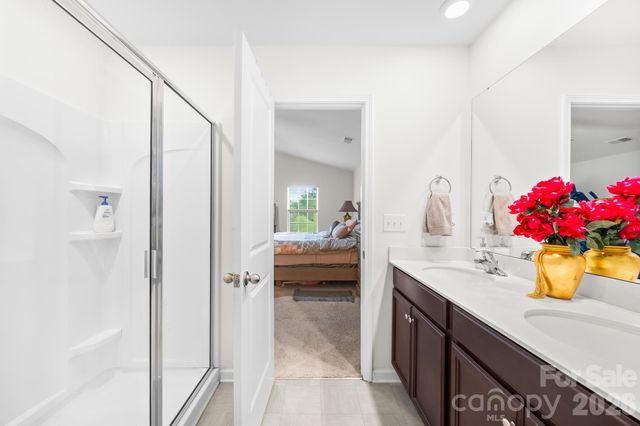 7401 Finnigan Road, Charlotte, NC 28215