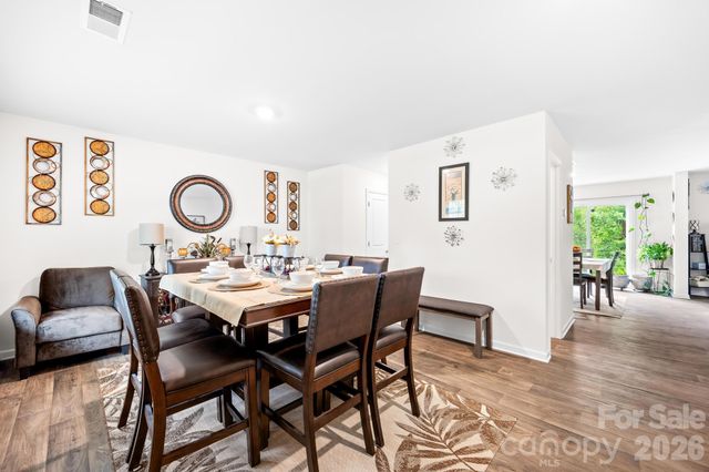 7401 Finnigan Road, Charlotte, NC 28215